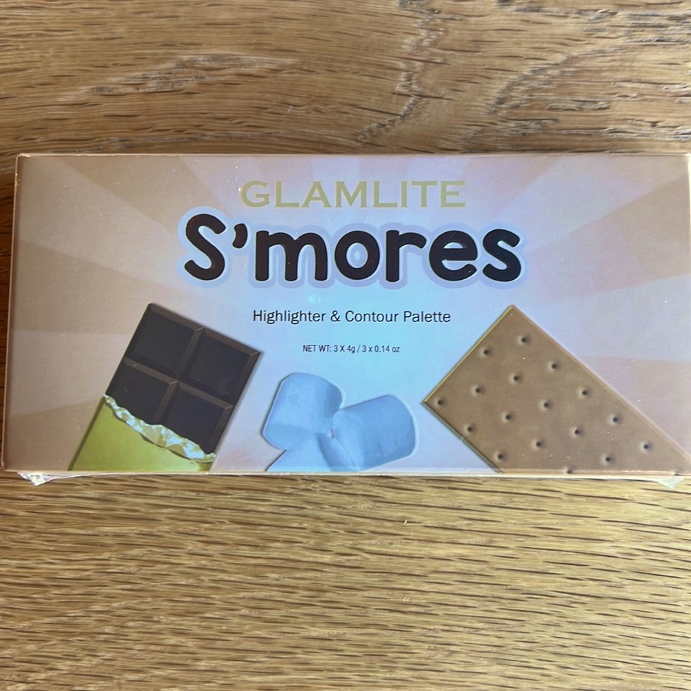 Glamlite S’mores Highlight and Contour Palette, ideal for lighter skin